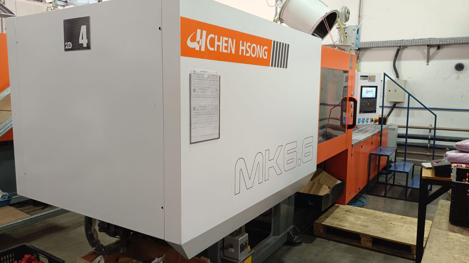 Injetora Chen Hsong 208 MK6.6